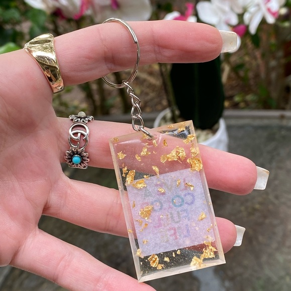 " Live A Color Full Life " & Gold Flakes Keychain Bag Charm Resin Art - Picture 8 of 8